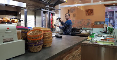 Rambla Badal Kebab Pizza